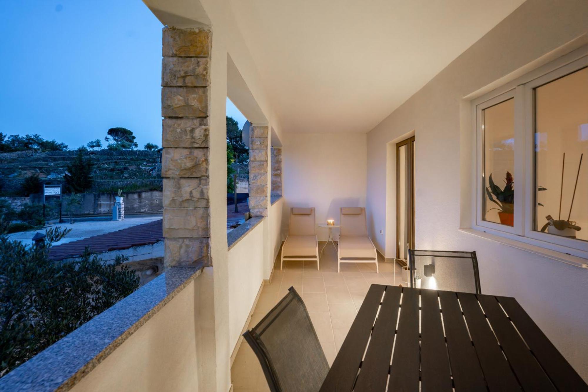 Grguric Apartments Palit Exterior photo