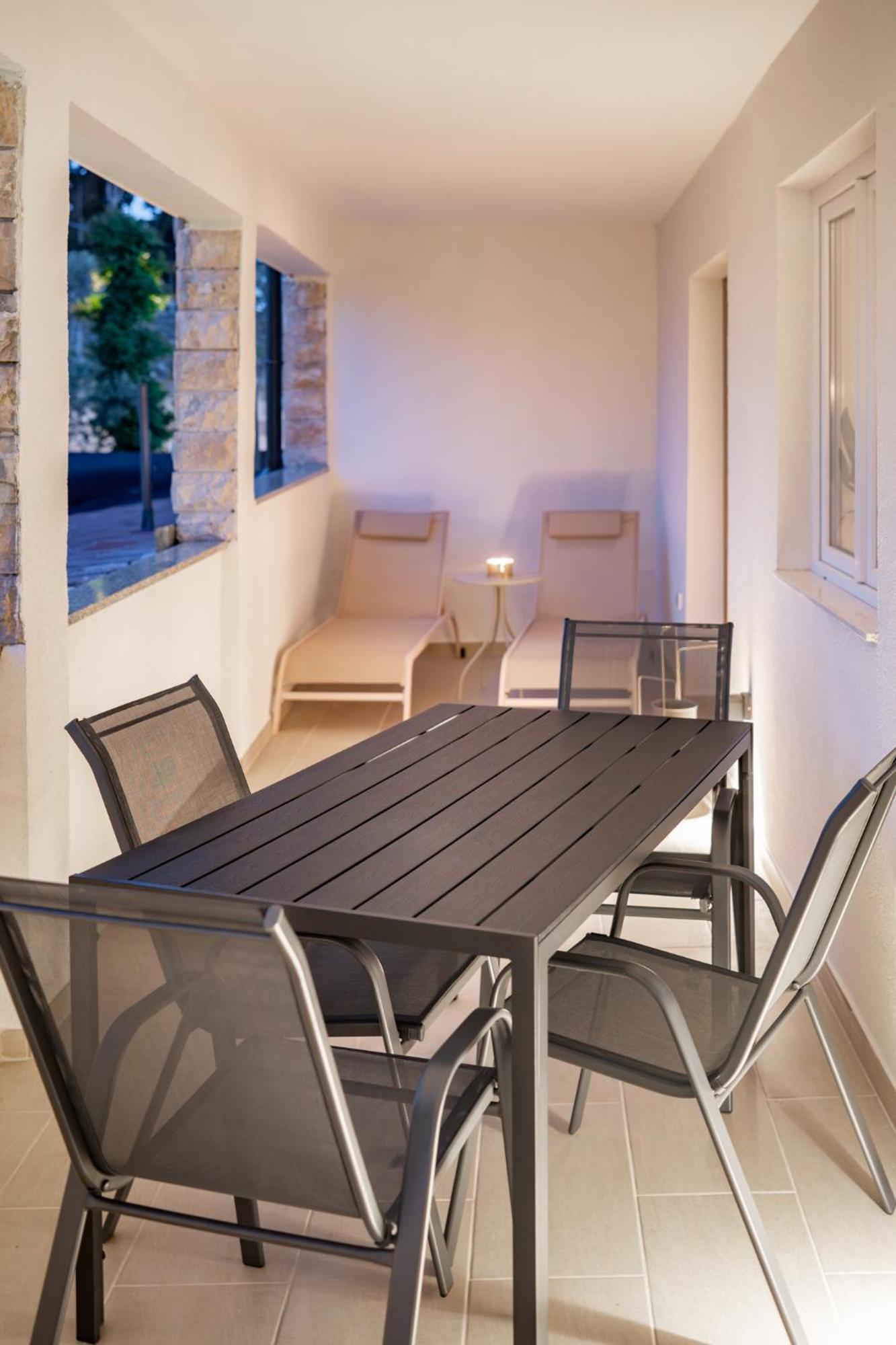 Grguric Apartments Palit Exterior photo
